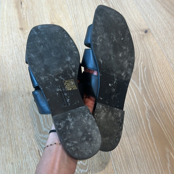 EUC Freda Salvador Velcro 3 strap leather sandals Sz 11 - Picture 2 of 5